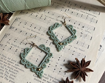 Boucles d’oreilles Boho Dangle Macramé couleur menthe