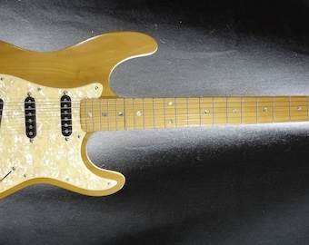 Arte de pared estilo Stratocaster TAMAÑO REAL con retroiluminación LED