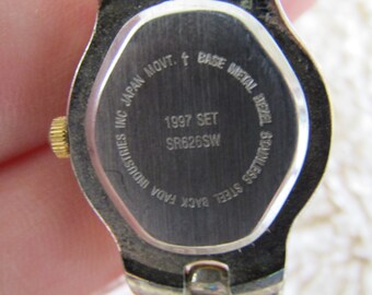 Vintage Futura Ladies Two Tone Wristwatch