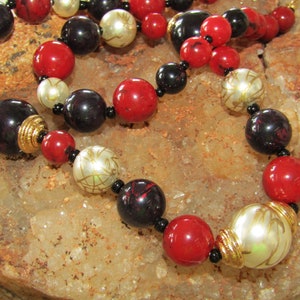 Vintage Avon beaded necklace