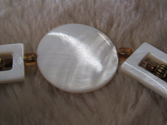 Genuine mother of pearl geometric statement neckl… - image 4