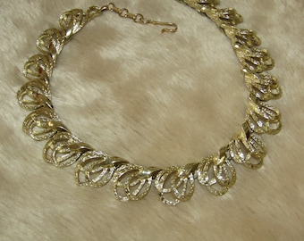 Vintage Coro gold tone choker necklace