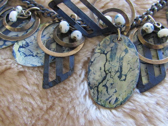 Vintage handcrafted metalworks necklace - image 5