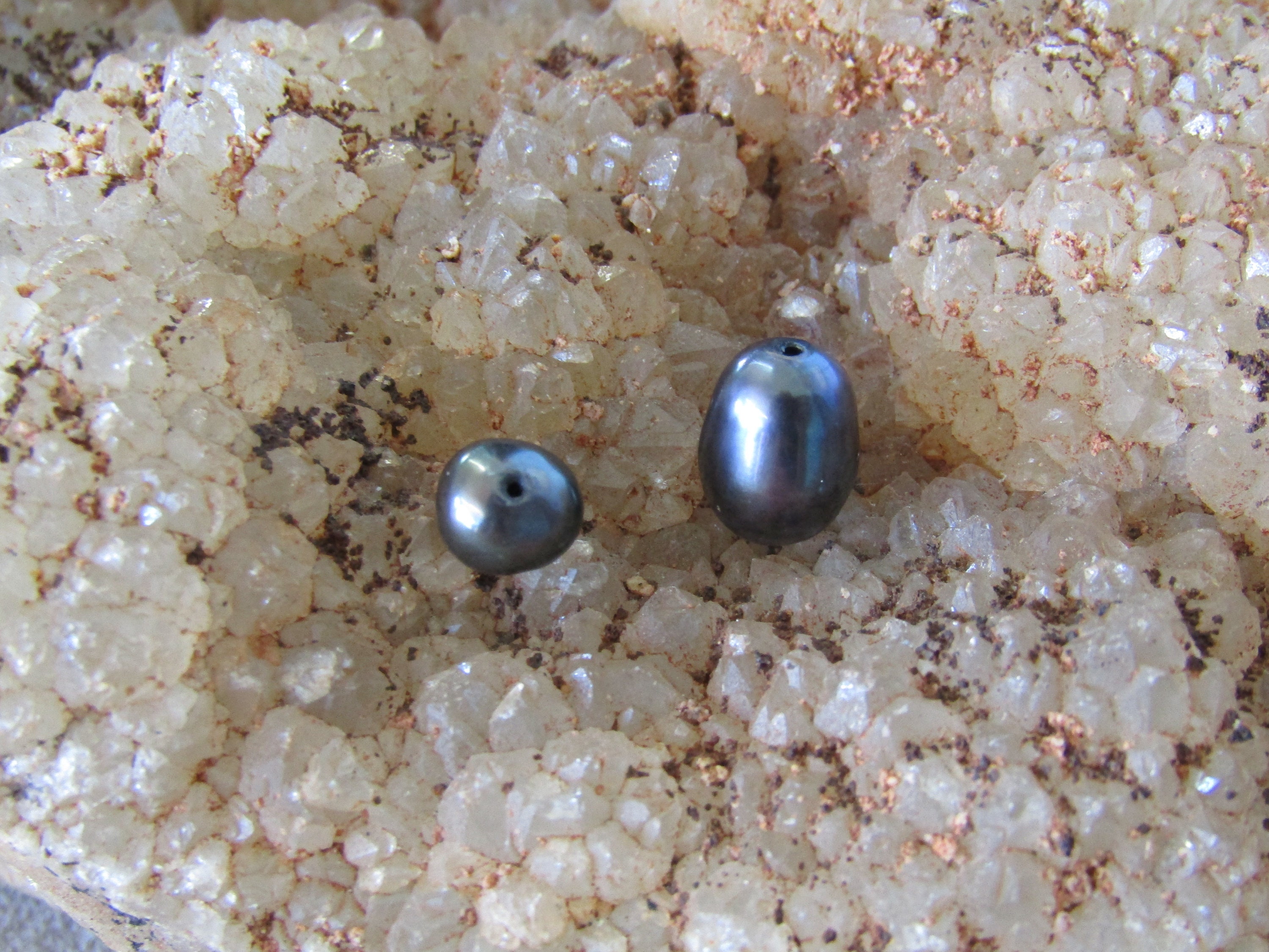 thumbnail image 2 of 5 Genuine Natural Tahitian Black Loose Pearls - 10x13mm Half-Drilled, Excellent Cut Grade 2 of 6