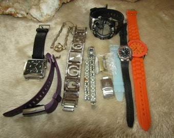 Lot of watches for repair/parts or crafts