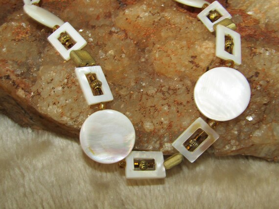Genuine mother of pearl geometric statement neckl… - image 1