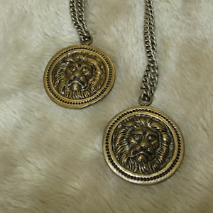 Vintage Agnew bronze lion head medallion necklace