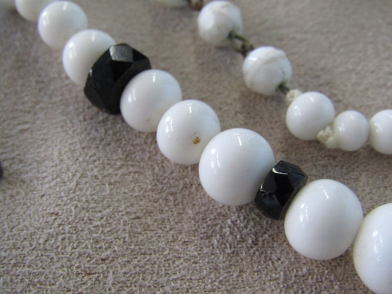 West Germany white and black beaded necklace - image 6