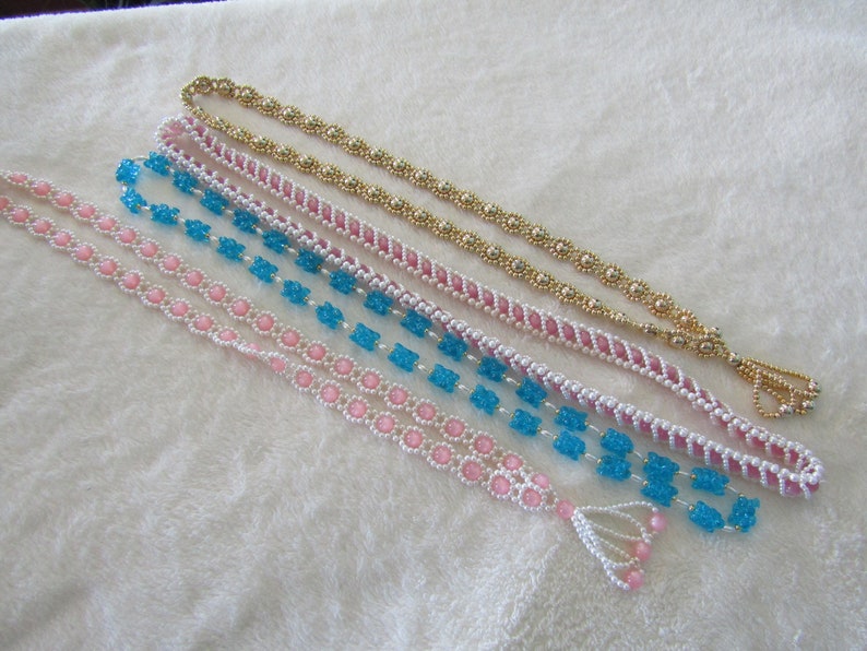 Lot hand crafted necklaces