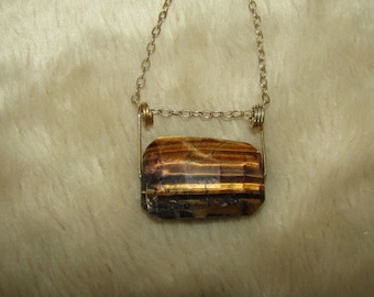 Vintage handcrafted tiger's eye pendant necklace