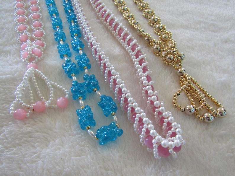 Lot hand crafted necklaces