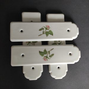 Porcelaine de Paris - 2 pairs of door plates - vintage 60s/70s