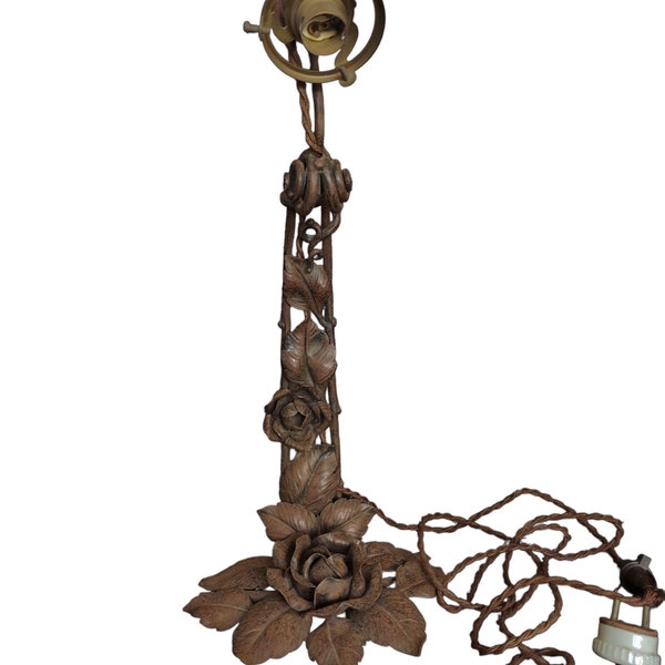 lampe sur pied- fer forgé à décor de feuillage et de roses - vintage/ancienne - art déco - début xxème