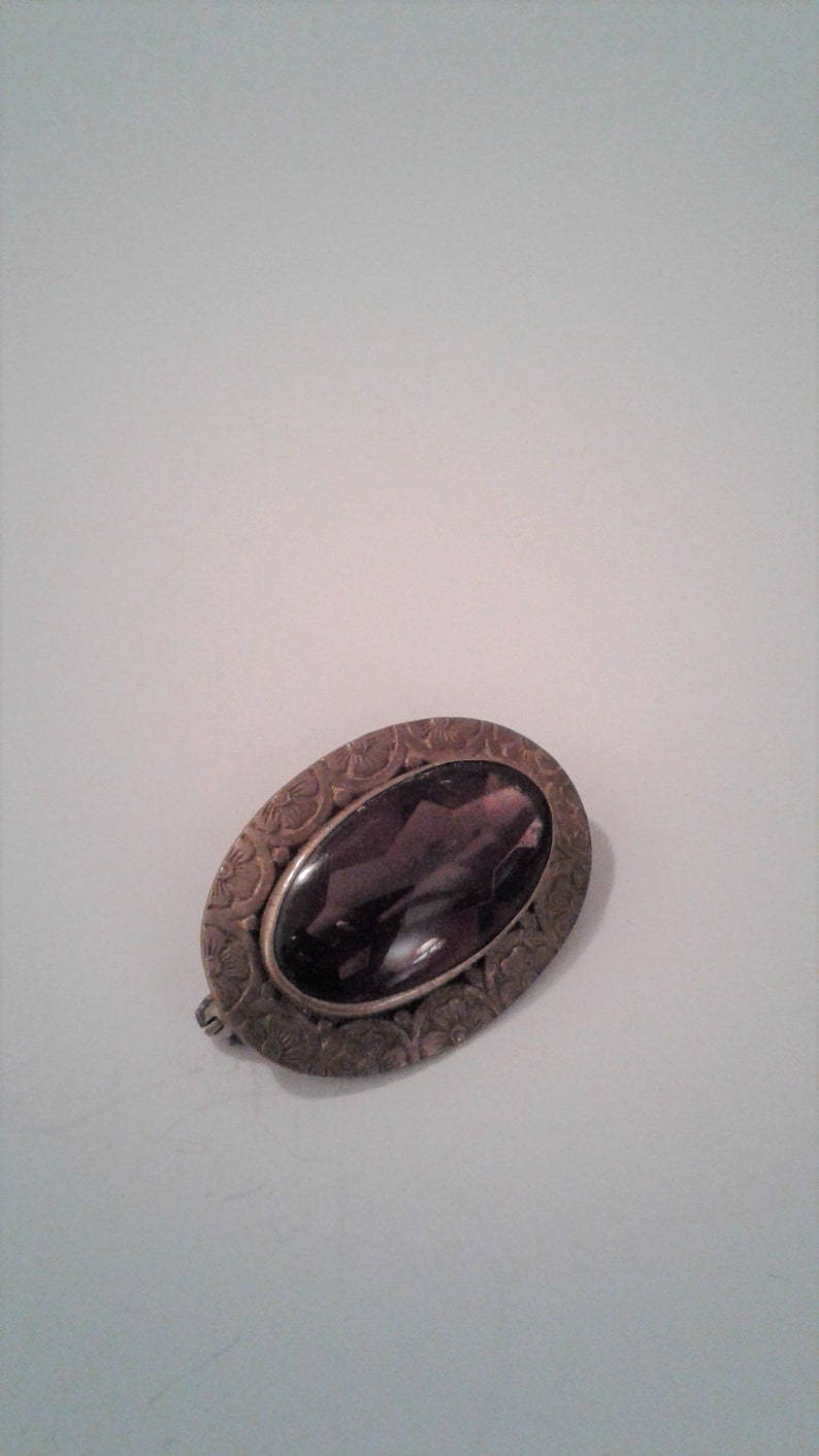 Antique Vintage Floral Ornate Brass And Amethyst Glass Brooch C Clasp Pin