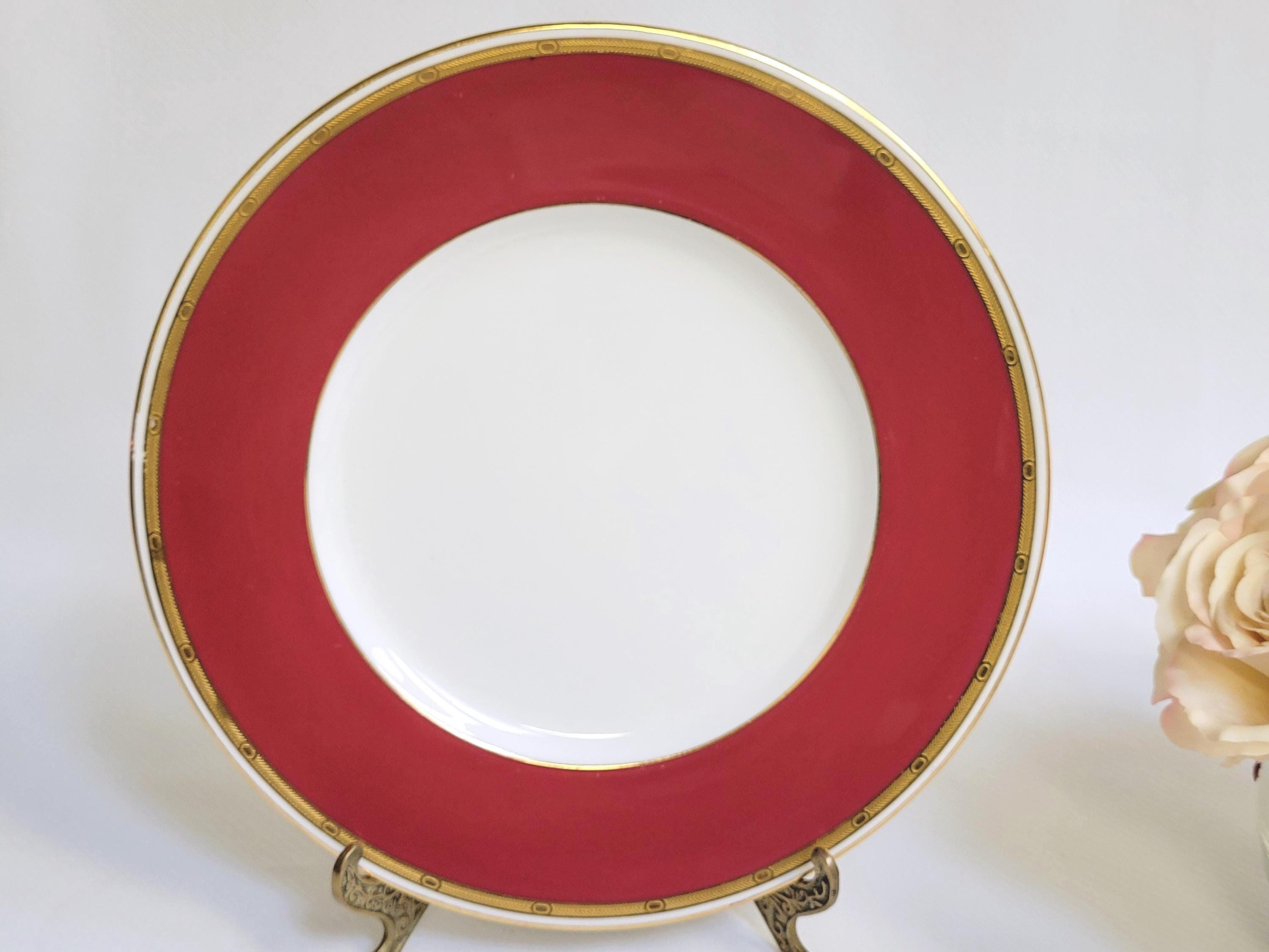 MINTON オン・ザ・ローン プレート Antique Minton Dinner Plate: Bold Red Band With Encrusted Gold