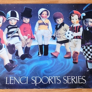Plakat z serii Lenci Sport przedstawiający 7 lalek ~ 36"x21" zwiniętych w tekturową tubę ~ Bardzo kolorowy ~ Podpisany „1984 Farago - Dennison - Farago” Doskonały