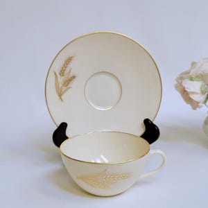 Lenox Wheat Teacup & Saucer Set: Gold Trim, Ivory China (Set of 4)