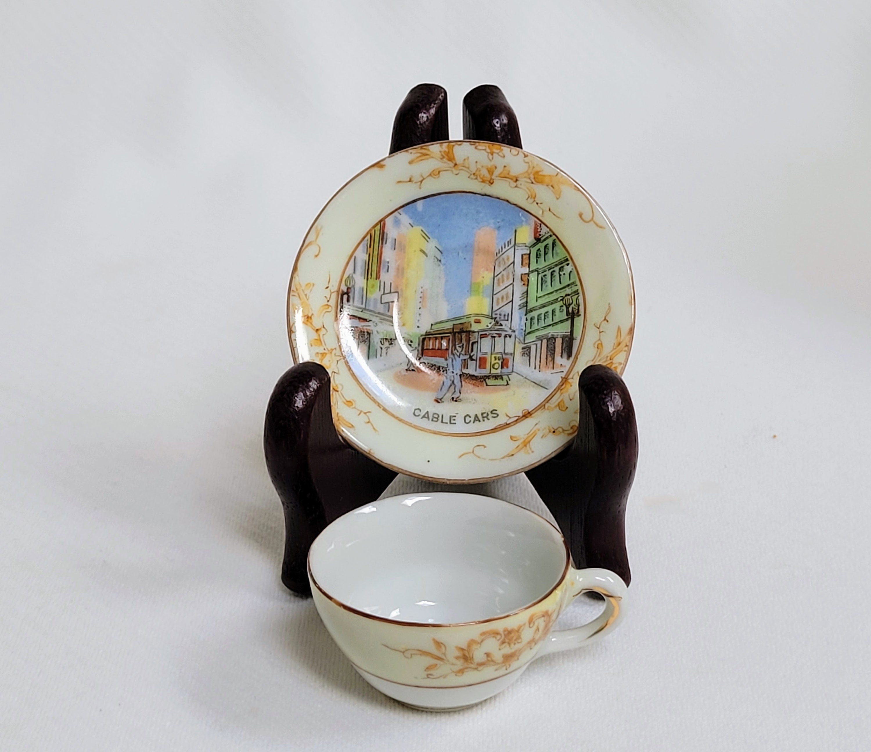 Souvenir miniature tea cup and saucer - Etsy 日本