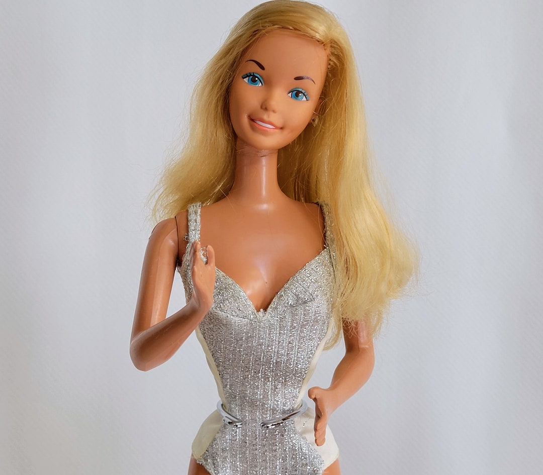 Vintage 1976 Barbie Doll by Mattel Supersize 18 Tall Comes With Her Stand Pair of Slacks Blue