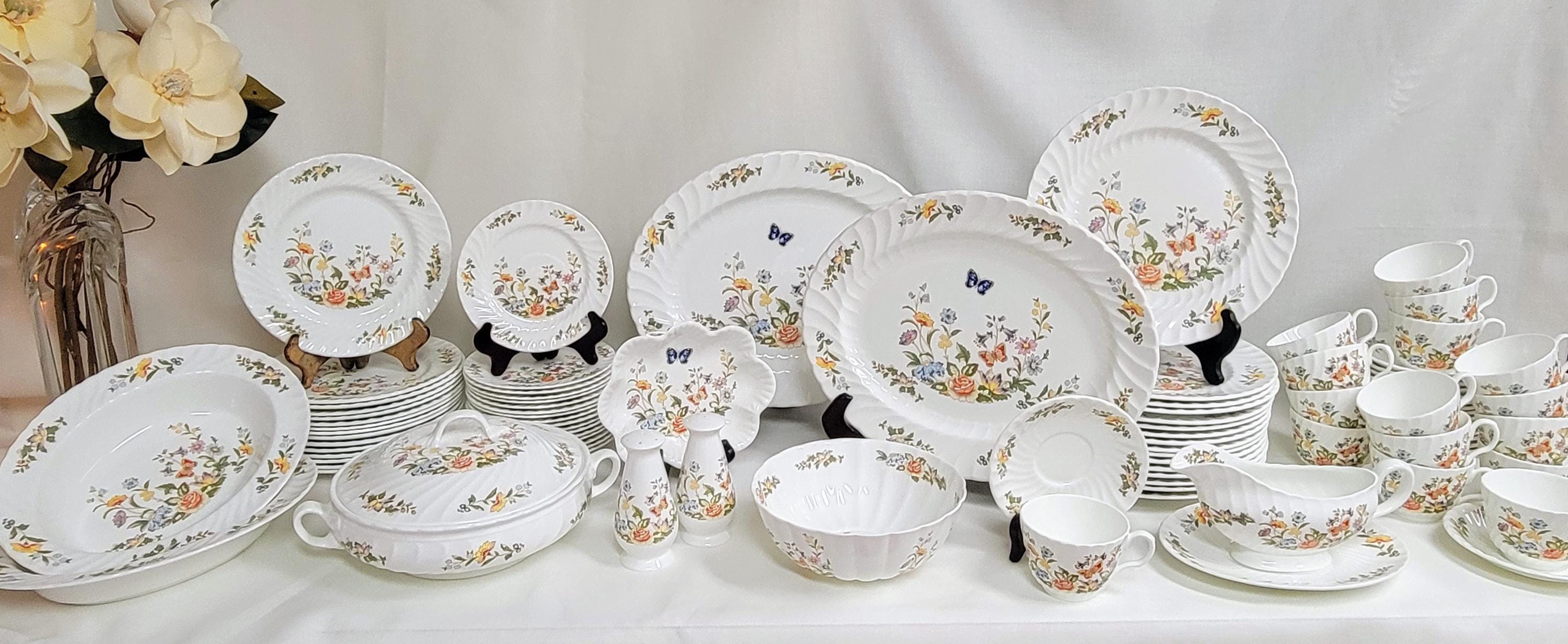 エインズレイ コテージガーデン ボーンチャイナ 蓋付きキャセロール