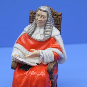 Vintage Royal Doulton  The Judge