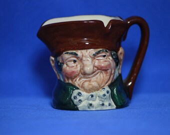 PAIR OF DIE CAST TOBY MUGS DOLL HOUSE MINIATURE