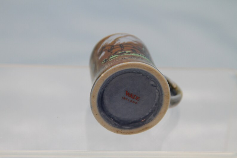 Vintage Miniature Wade mug Irish jaunting Car 2 high