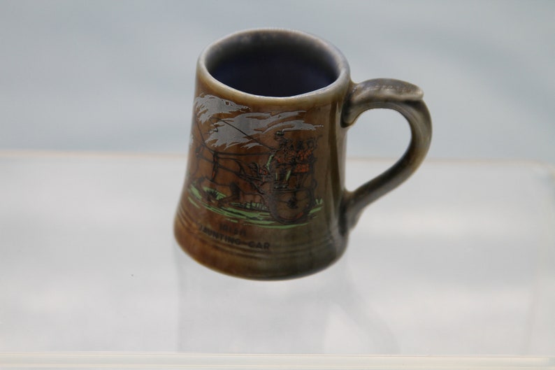 Vintage Miniature Wade mug Irish jaunting Car 2 high