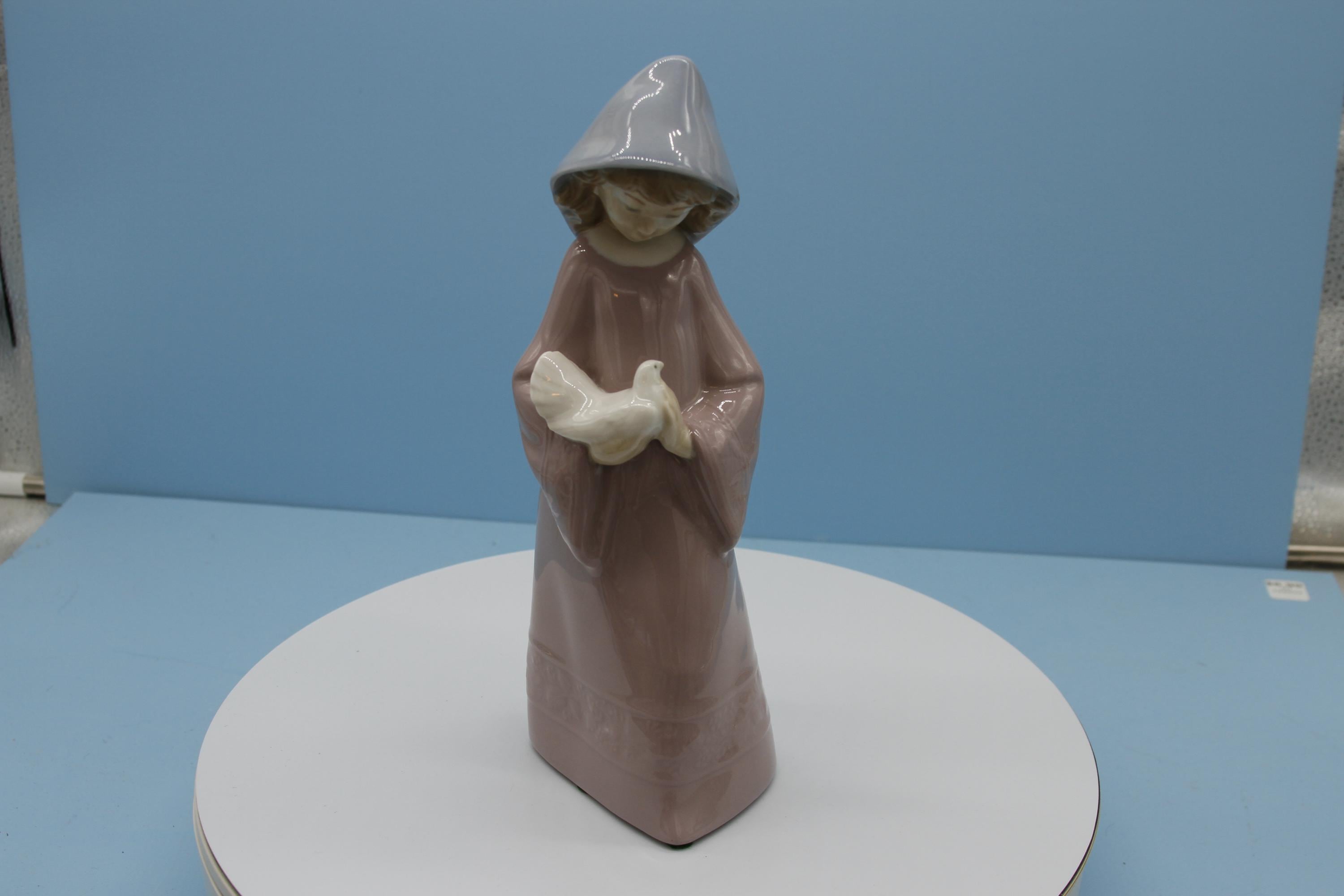 Nao by Lladro Daisa - Etsy