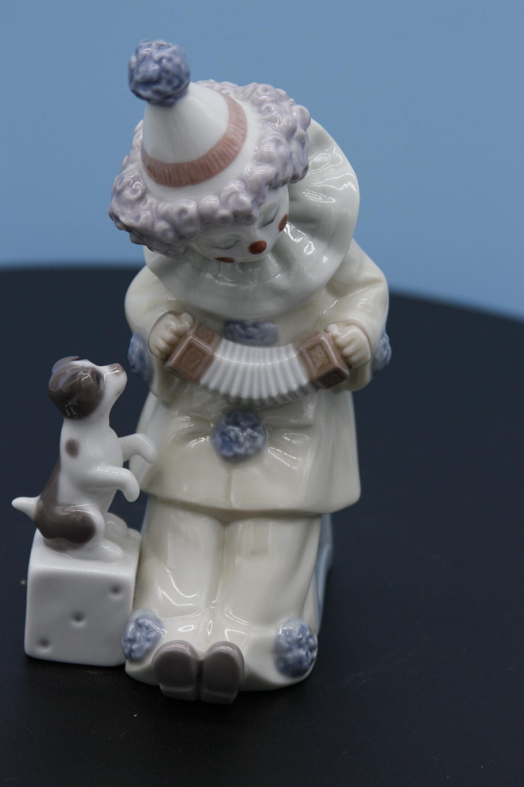LLADRO Clown W/ Puppy Dog Pierrot Concertina Retired Jose Puche