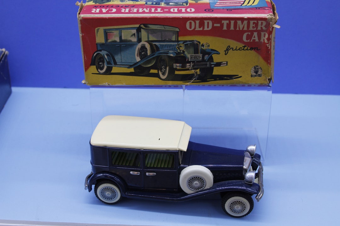 1960s SSS Friction Toy Car old timer Sedan Marked Made in Japan W/box