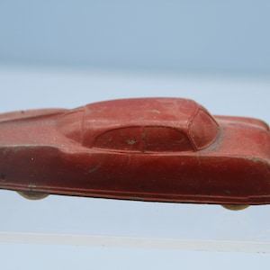 Vintage 1940&#39;s Arco Rubber Futuristic Sedan 4.75” long