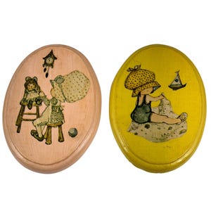 Vintage Ceramic Wall Plaques Pair Sunbonnet Girl Art Nursery Decor 1970s Cottagecore Kitsch Sewing Room Folk Art