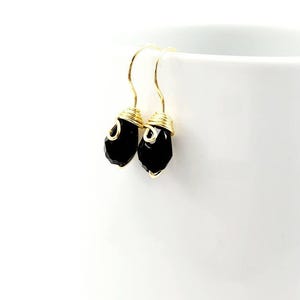 Black Crystal Earrings,Crystal Statement Earrings,Raw Crystal Earrings,Boho Bridal Earrings,Raw gemstone Earrings,Delicate Gold Earrings