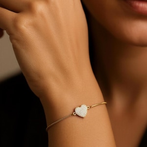 Dainty Heart Gold Bracelet, Heart Charm Bracelet, Tiny Heart Bracelet, Thin Gold Bracelets, Tiny heart Chain, Gifte-For-Women,For gifted mom