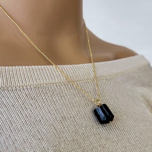 Schwarze Turmalin Halskette, Schutz Halskette, Schwarze Stein Halskette, Schwarze Kristall Halskette, Schwarze Heilkette, Weihnachtsgeschenk