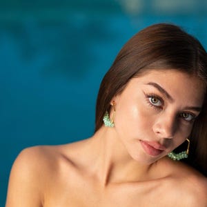 Thick Hoop Earrings, Dianty hoop Earrings, Chunky hoop earrings, Gold hoops earring, Large Hoops Earrings, Beads earring, Gifte-for-her imagen 2