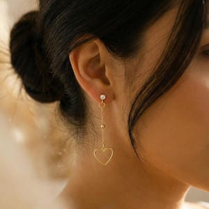 Dainty Earrings, Heart Thread earrings, Earrings-Chains, Minimalistic earring, Valentine Earrings Gifted, Minimalist Earring, gift for-her