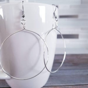 Earring hoop thin, Silver thin hoop earrings, minimalistic hoop earring, gifted earring, gift for- her, gifted-for women, giftful sister