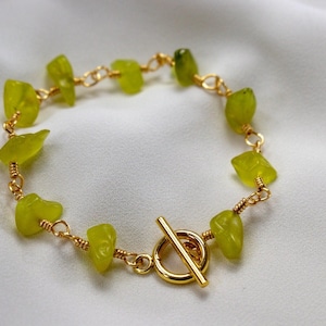 Jade Bracelet, dainty bracelet her, minimalistic healing bracelet, crystal bracelete, stoned bracelets, minimalist bracelete, moms giftful