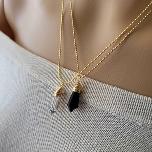 Pendulum necklace, chain necklace, Thin necklace crystal, Delicate Necklace, Crystal Point Pendant, Teardrop Necklace, Gold Filled Necklace