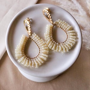 Chunky gold earrings hoops, delicate huggie earrings, thick hoop earrings, delicate hoop earrings, maid-of-honor gift, wedding giftful gift