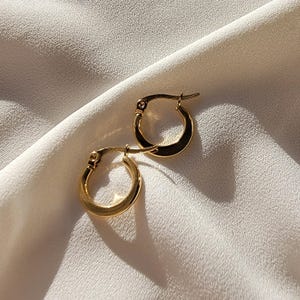 Tiny hoop earrings, Thick hoop earrings, Mini hoop earrings, huggie hoop earrings, huggie earrings, dainty earrings, gold hoop earrings