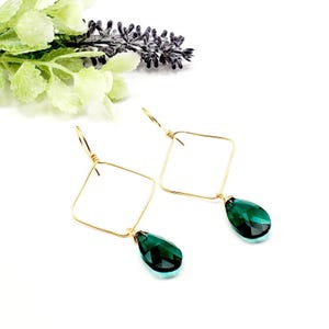 Thin Square Hoop Earrings, Gold filled hoop earrings, Square Hoop Earrings. Square Hoops. Gold Square Hoops, Minimalist Hoop Earrings.