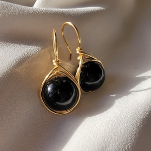 Black pearl earring, Large pearl drop earring, Dainty pearl earring, Pearl earrings wedding bridesmaid, maid-of-honor gift, weddings-giftful