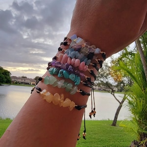 Genuine Gemstone Bracelets, Natural Crystal Beaded Bracelet, Chip Gemstone Bracelets, Energy Balancing Healing Chakra bracelet, Hers gift
