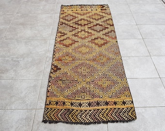 Small Muted Runner Kilim, Eclectic Decor, Organic Kilim Rug, Aztec Area Kilim Rug, Nomadic Kilim, 2'6x6'0 Ft, Bohemian Decor Kilim, 184x80Cm