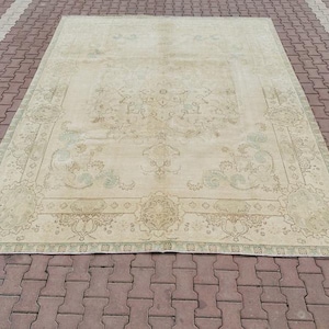 Oversized Vintage Turkish Rug 10x12: Beige, Green, and Wool