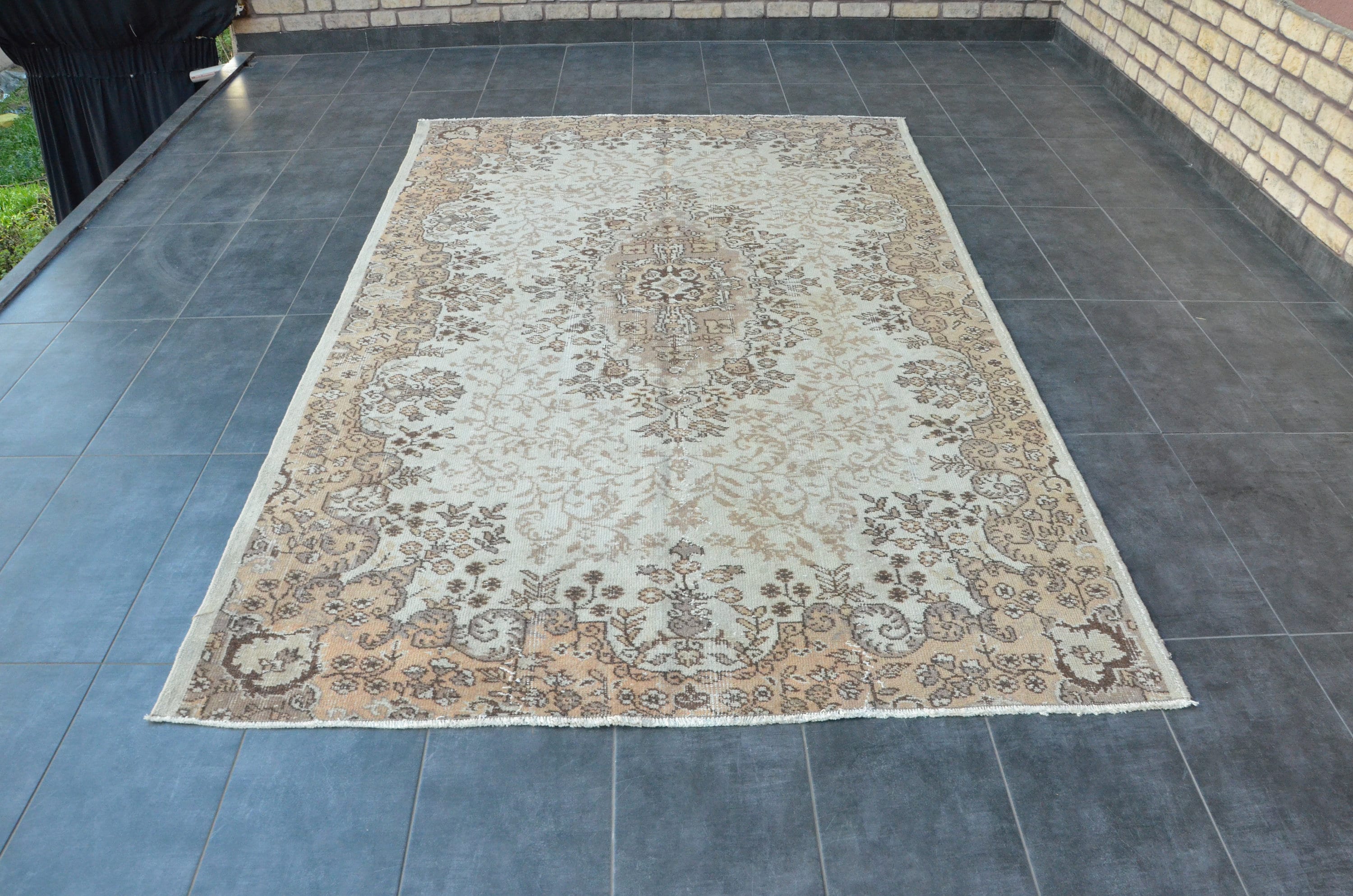 Overdyed Vintage Turkish Rug: 6x9 Organic Wool Medallion Rug - Etsy