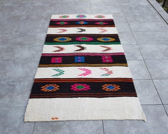 Vintage Türkischer Hanf Teppich, Weiß Rosa Kilim Design, 100x160 cm